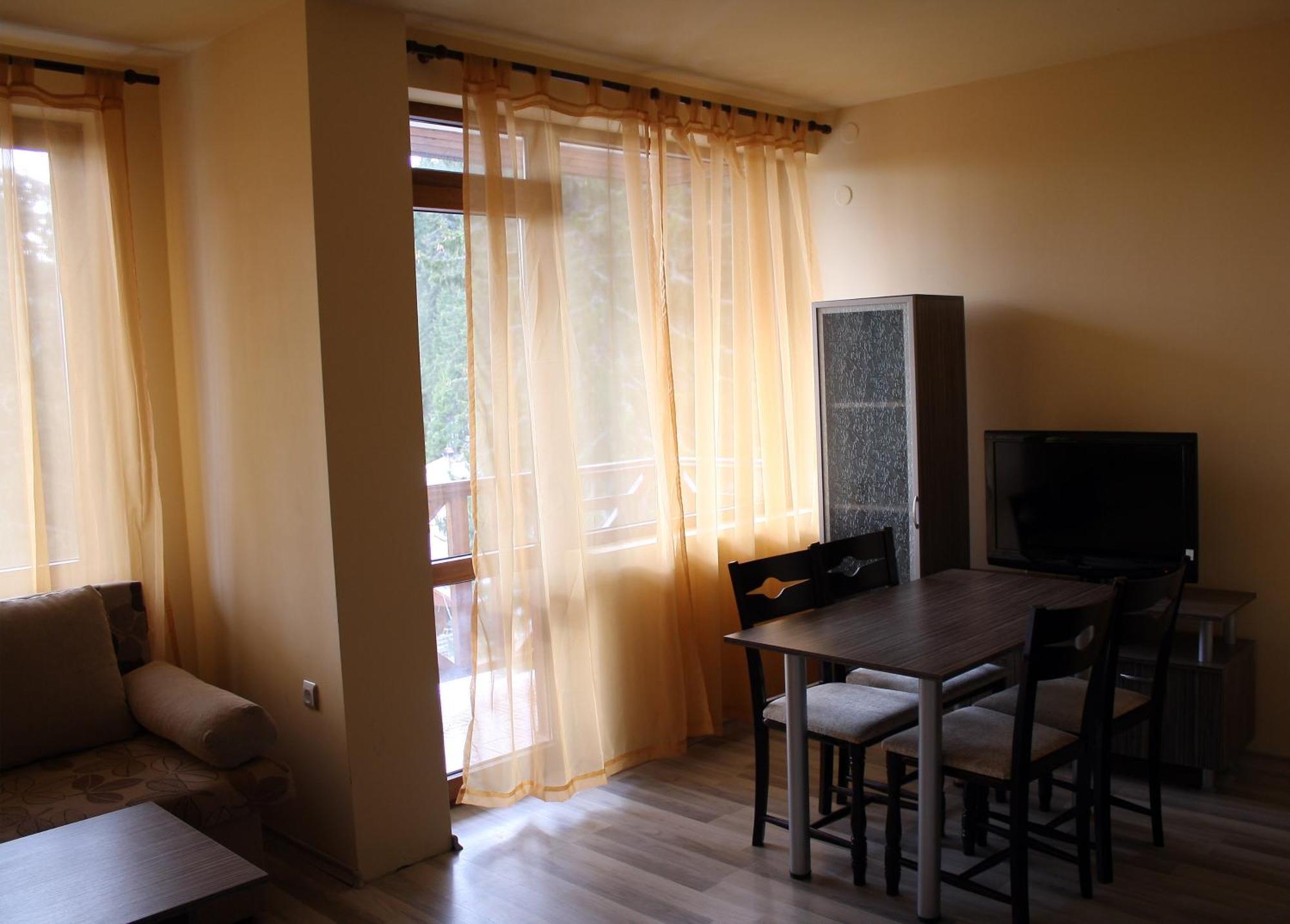 Aparthotel Pine Hills Pamporowo Exterior foto