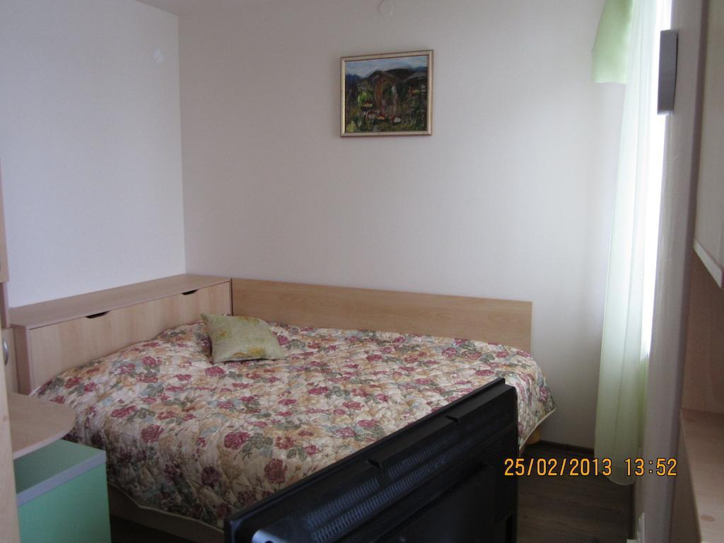 Aparthotel Pine Hills Pamporowo Zimmer foto